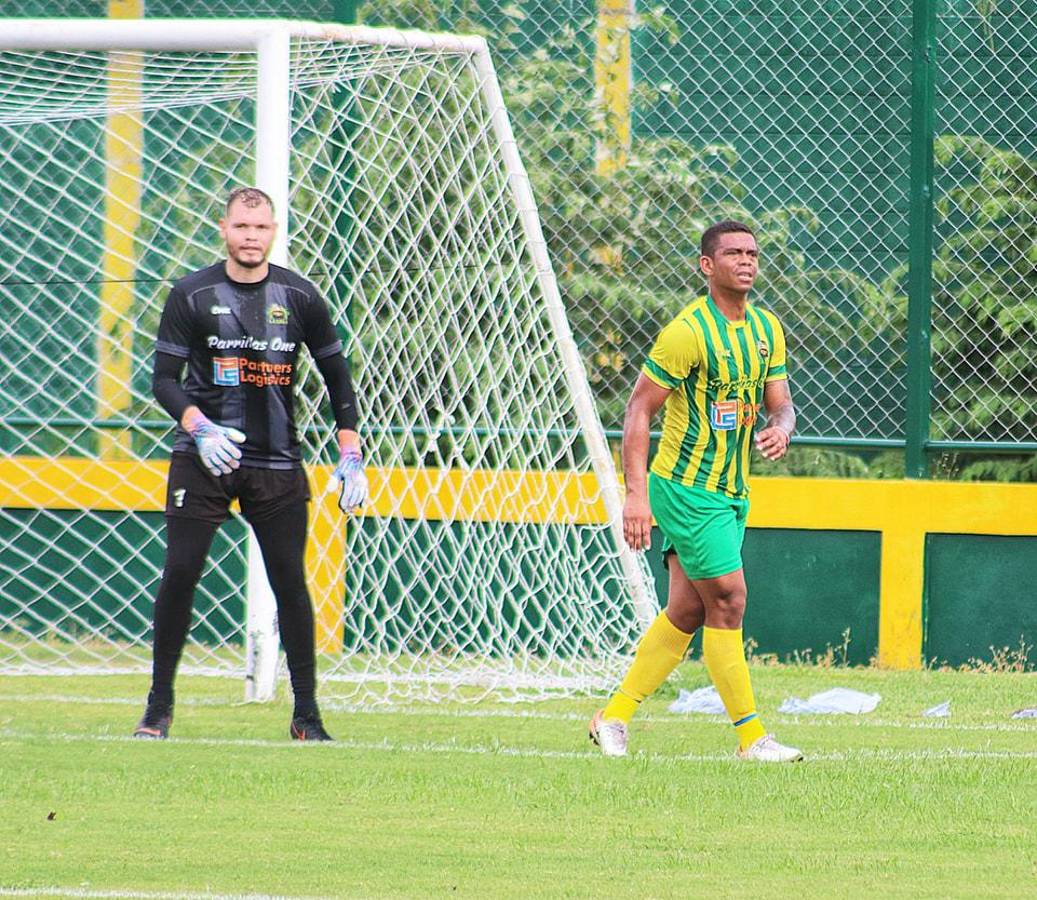 20 futbolistas que creíste retirados, pero jugarán en la Liga de Ascenso de Honduras en esta temporada