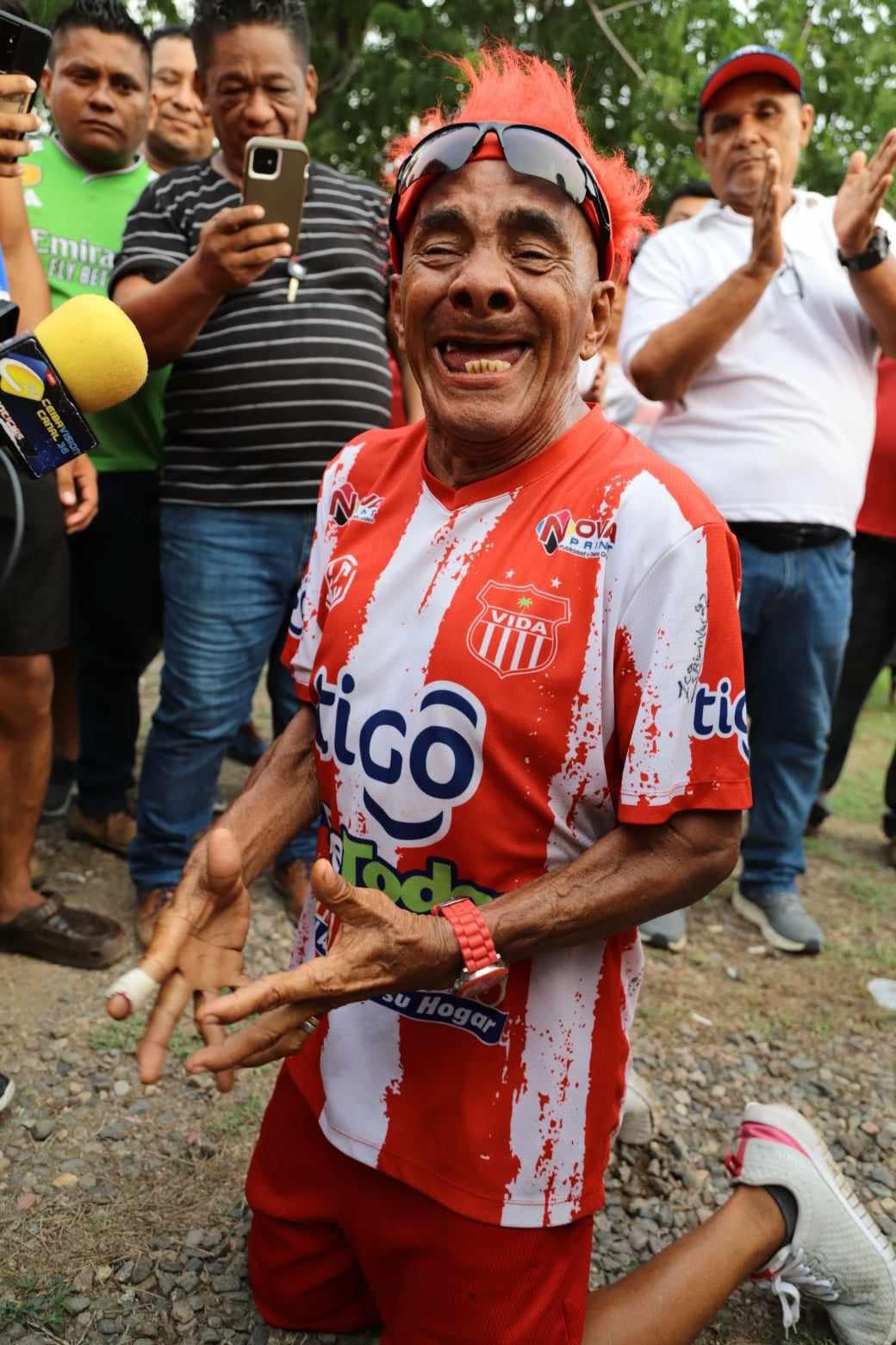 Vida desciende: ‘Chilo’ se derrumba, el llanto inquebrantable de Canales y el jugador que se escondió atrás de la meta para llorar