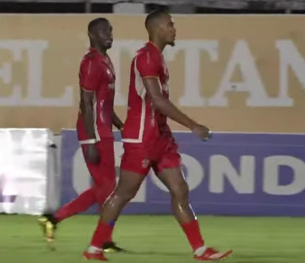 Agustín Auzmendi es líder solitario y Benguché lo persigue: Así está la tabla de goleadores del Apertura 2024