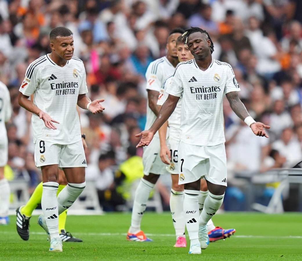 Endrick se queda entrenando tras su primer gol con Real Madrid y el encuentro con Kim Kardashian en el Bernabéu