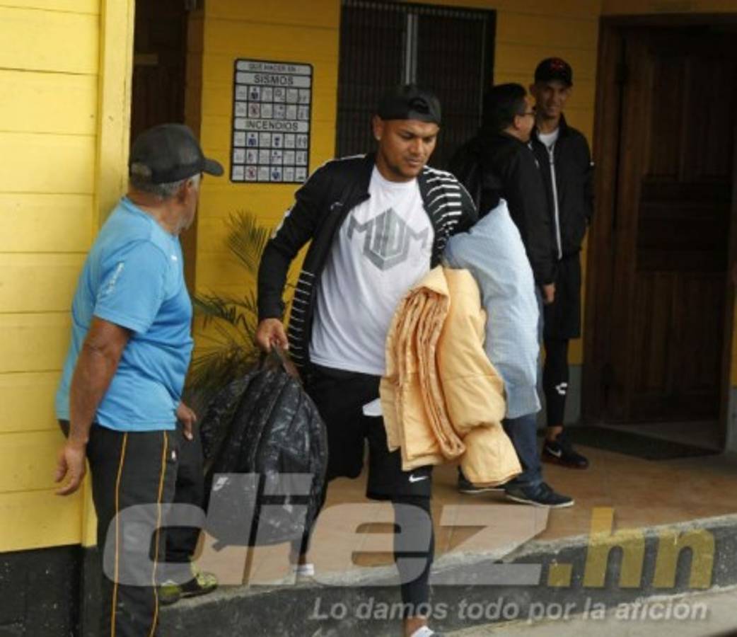 El curioso viaje de Real España a Tegucigalpa, llevaron hasta sus propias cobijas