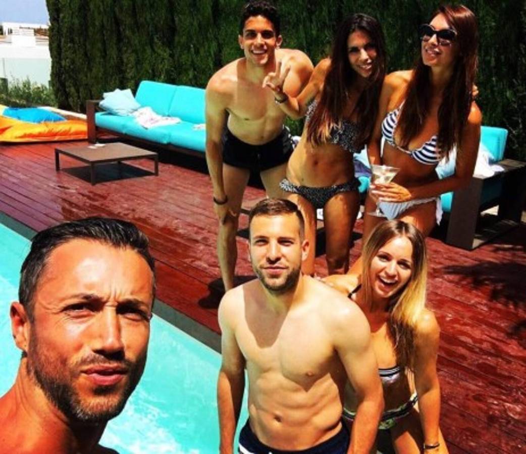 Fotos: El megayate de Benzema y otras locuras de los cracks en vacaciones