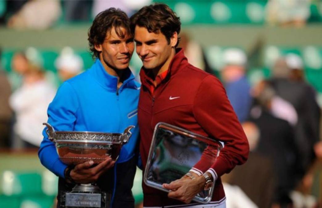 Roger Federer ante su bestia negra Rafael Nadal en Roland Garros