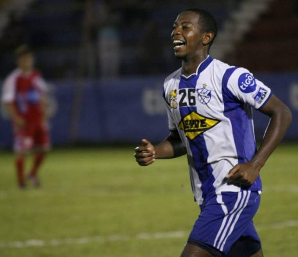 Los jugadores que tendrían soñando a Victoria en regresar a Primera División