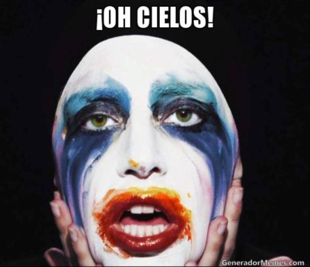 La espectacular entonación del himno nacional y el vestido de Lady Gaga arrasan en memes