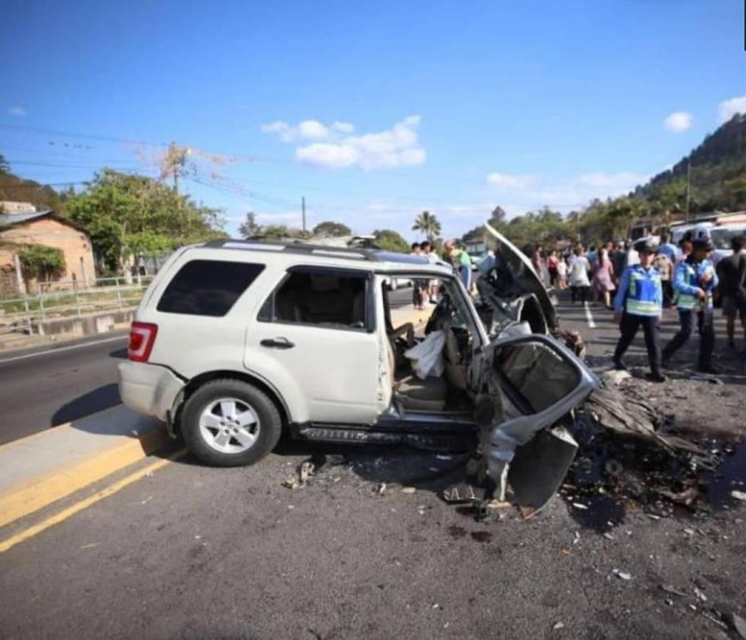¡Duro Momento! Rubén Matamoros es acompañado por sus familiares y amigos en el velatorio de su hijo menor