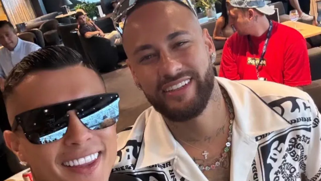 La fiesta de Neymar en su crucero por tres días: descontrol, hermosas mujeres y sorprendido con este regalo