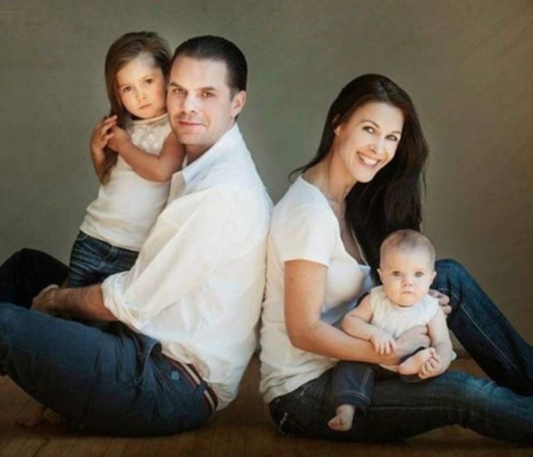 Siendo tímido y por correos: La increíble historia de amor de Christian Martinoli y su esposa francesa  