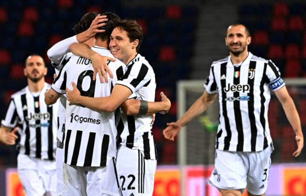 ¡Milagro! Juventus y Cristiano Ronaldo evitan el ridículo y clasifican a Champions tras derrota del Napoli