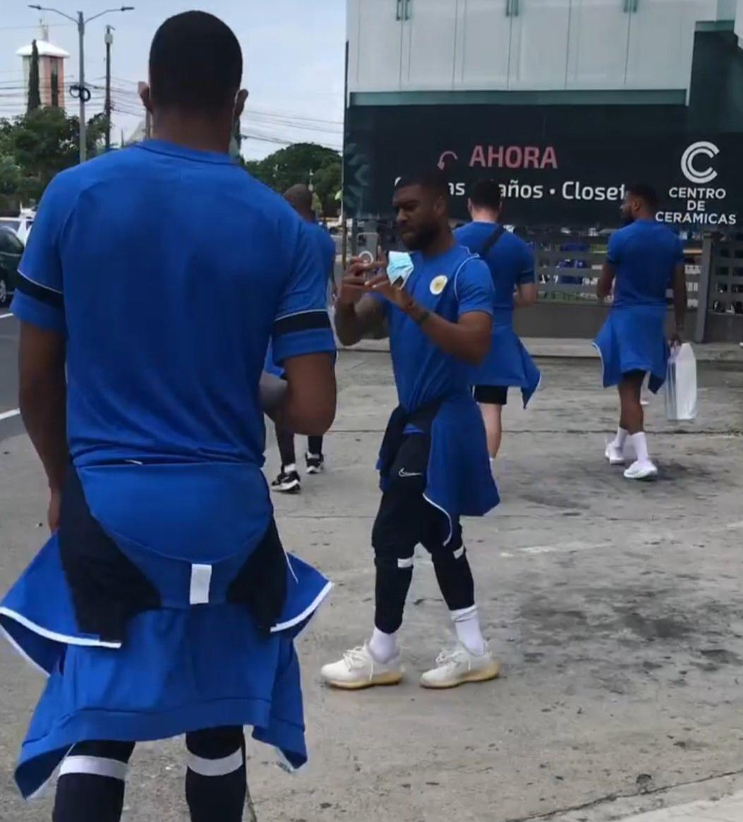 Fotos: Curazao se fue de compras tras llegar a San Pedro Sula mientras Honduras quedó ‘atrapado’ en la isla caribeña