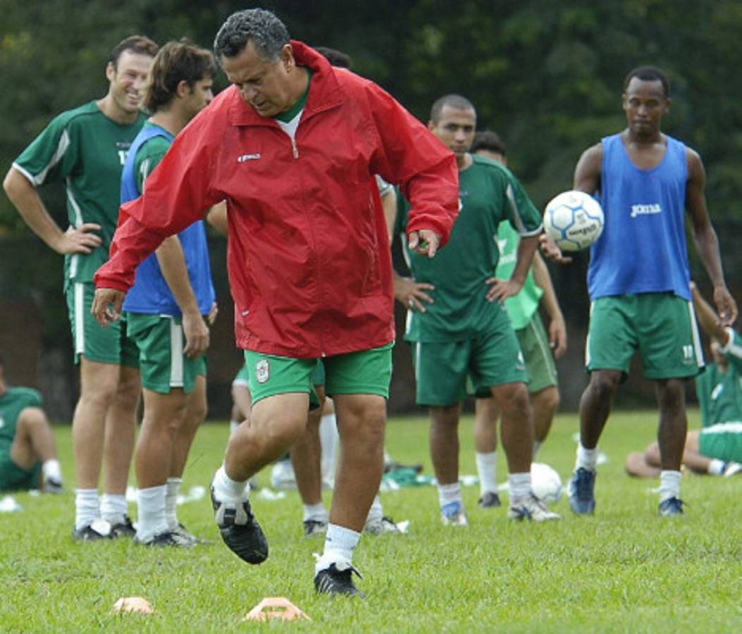 Juan de Dios Castillo, y su carrera en Honduras.