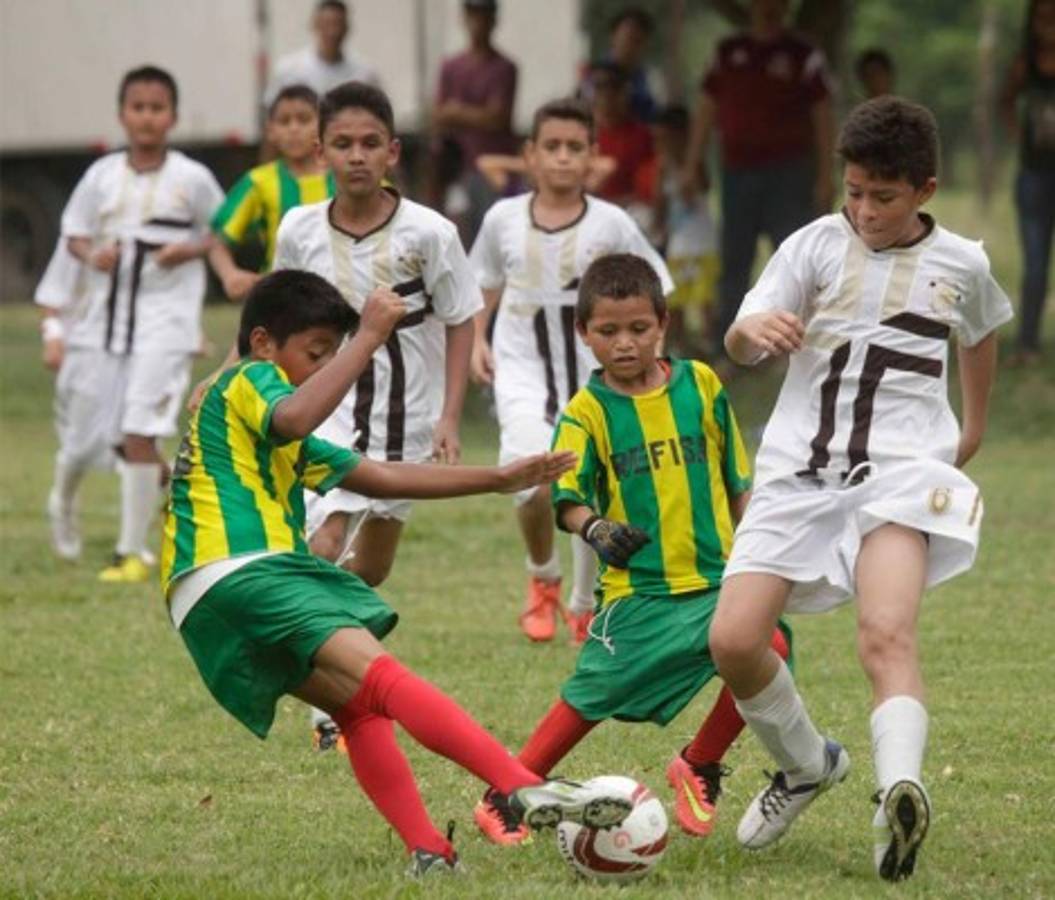 Las mejores imágenes de las semifinales en la Copa Gatorade 2015