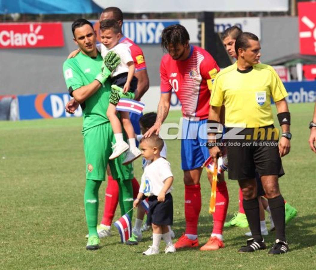 ¡Mucha tristeza! Las fotos que no se vieron en TV en juego de Honduras-Costa Rica