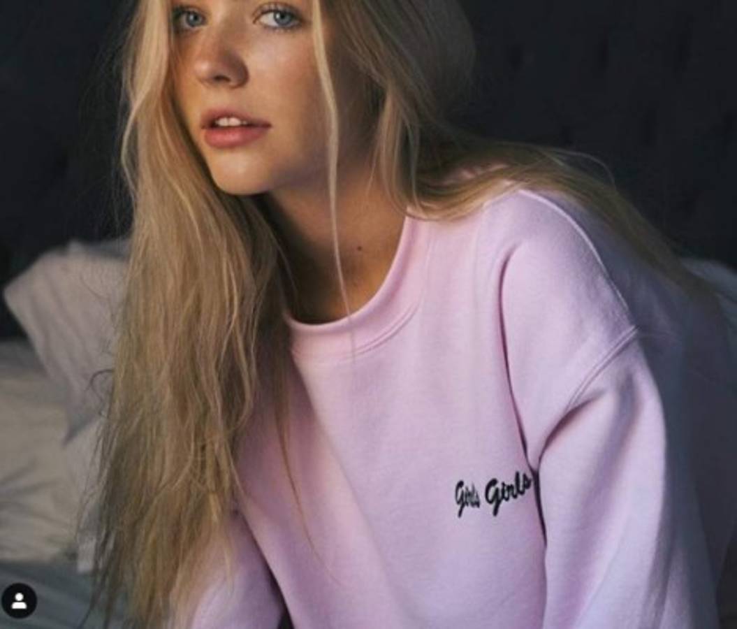 ¡Escándalo! Hackean redes de novia de jugador de hockey y publican sus fotos