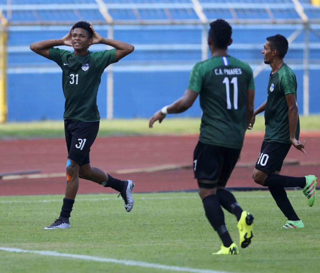 ‘Chelito’ Martínez y otros futbolistas que destacaron en Liga Nacional pero antes hicieron carrera en segunda y hasta tercera división