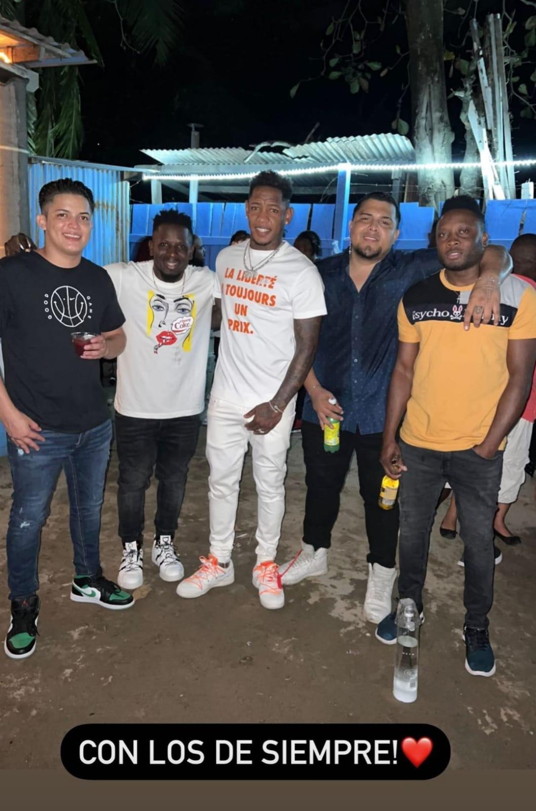 Bien acompañados: Así despidieron el 2021 los futbolistas de la Liga Nacional y legionarios hondureños