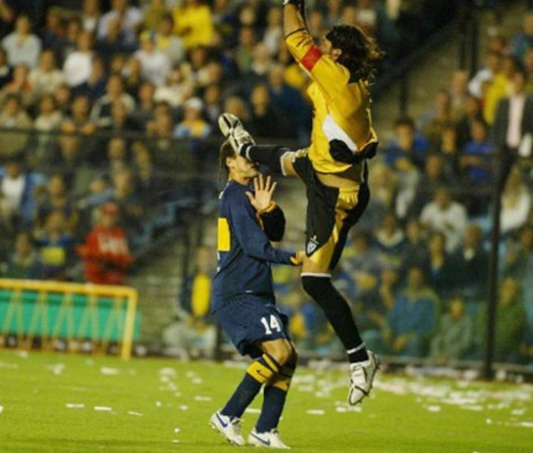 Las patadas más terribles en el fútbol mundial