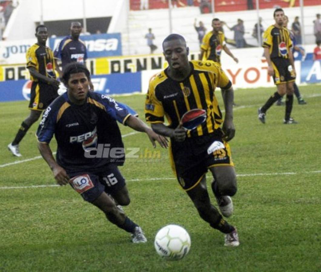 Edy Vásquez: El auto desecho donde murió, su contagioso baile, el llanto desconsolado de Emilio Izaguirre y su título con Motagua