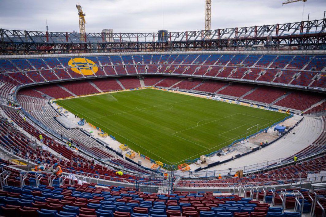 ¿Qué pasó? El Barcelona arranca el césped del nuevo Camp Nou y Laporta recibe una mala noticia