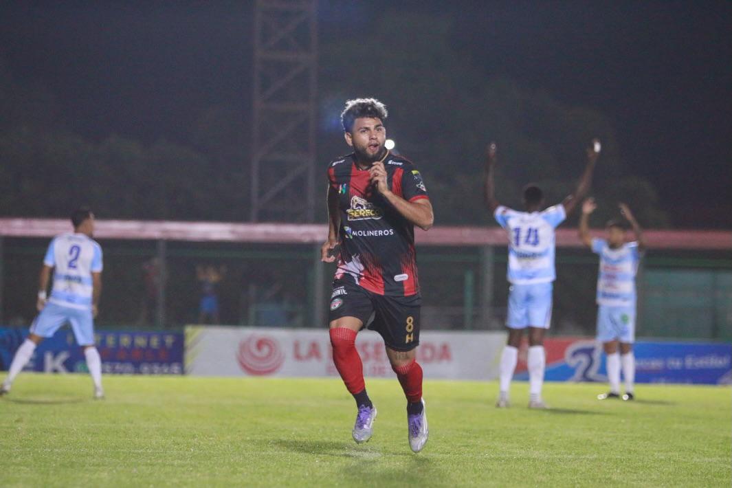 FICHAJES: Directiva del Olimpia decidió futuro de jugador, Motagua a punto de perder a figura, Auzmendi se moverá y Real España prepara bajas