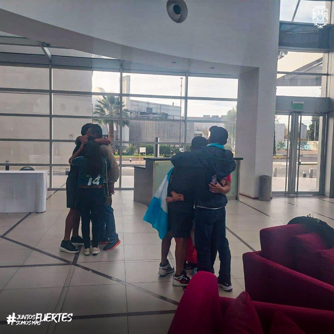 No lo podían creer y lloraron: jugadores de Honduras son sorprendidos en pleno Mundial Sub-20 por sus familiares