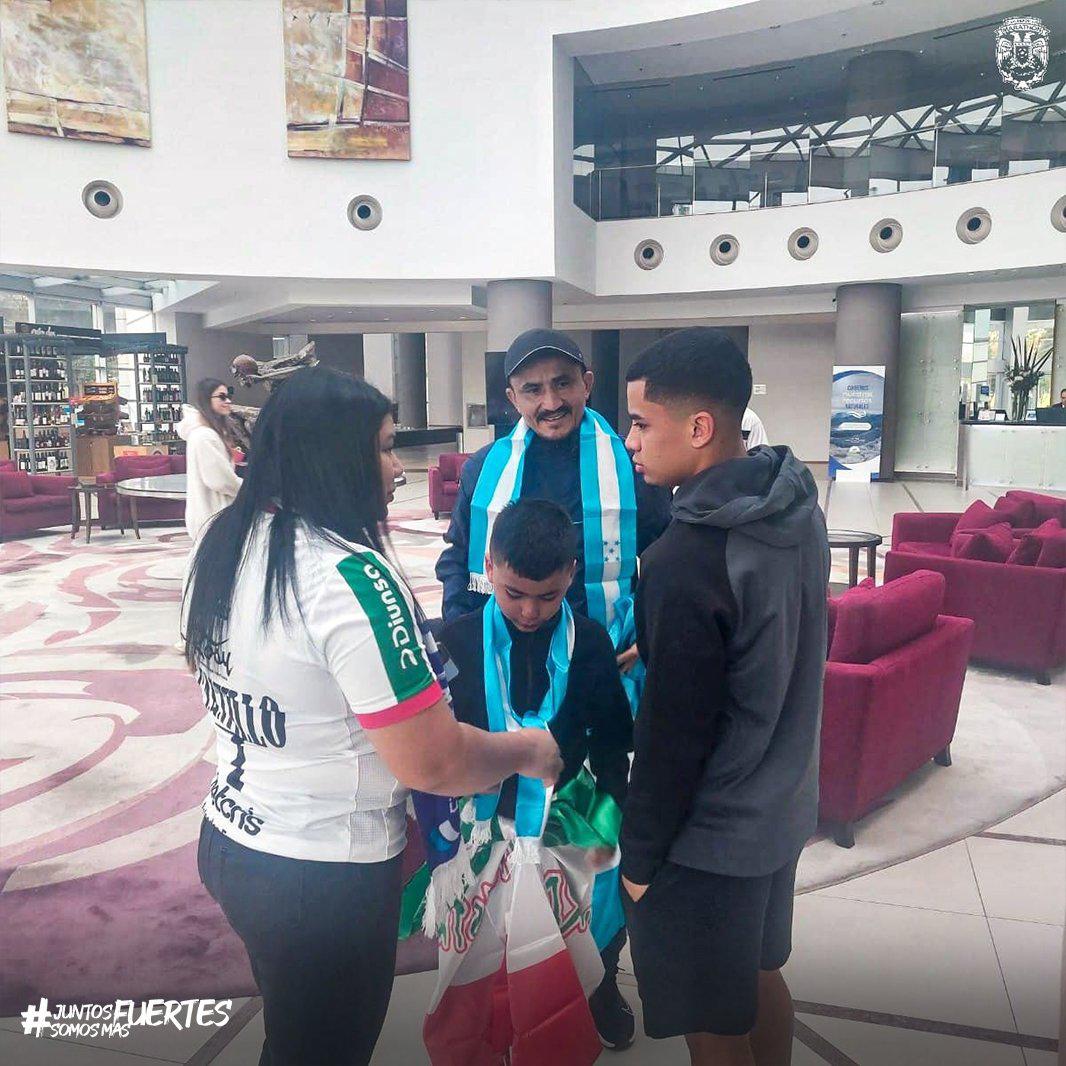 No lo podían creer y lloraron: jugadores de Honduras son sorprendidos en pleno Mundial Sub-20 por sus familiares