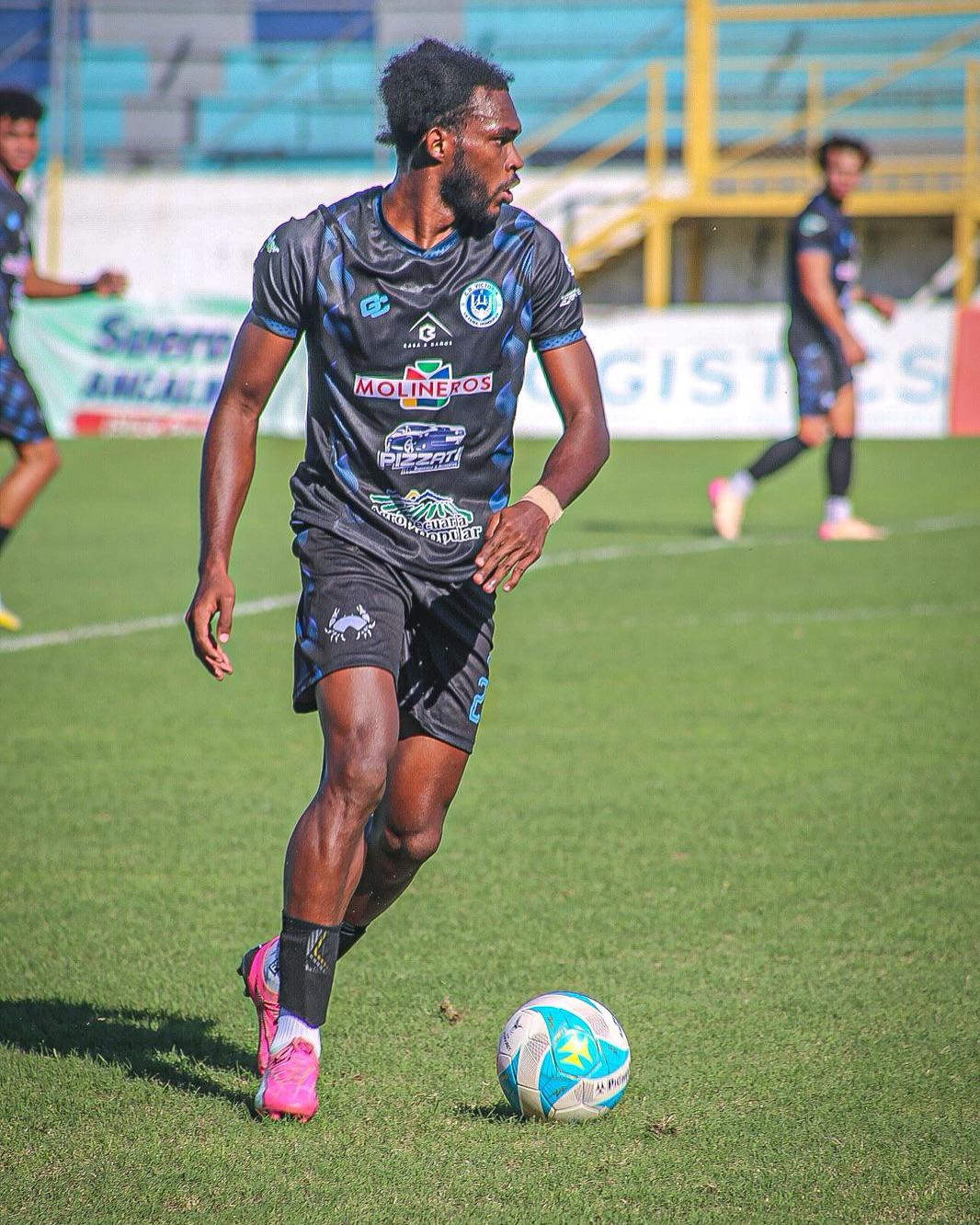 Futbolistas de Victoria que deberían seguir en Liga Nacional tras descenso del club