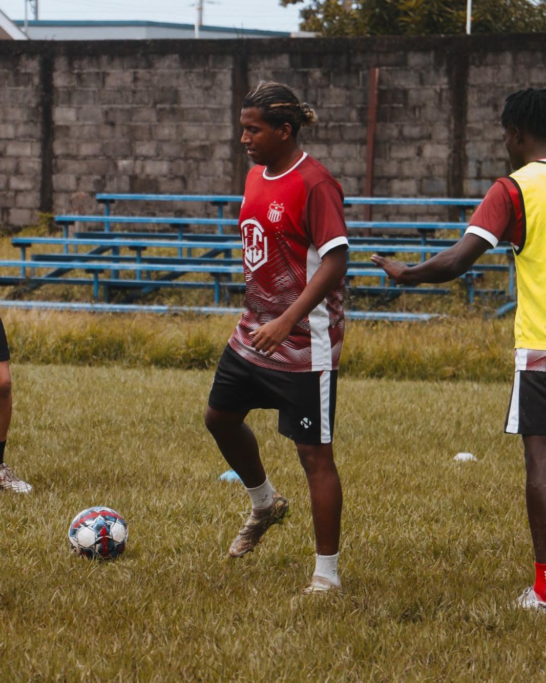 Varios mundialistas y excampeones en primera: La Liga de Ascenso se llena de reconocidos futbolistas de Honduras