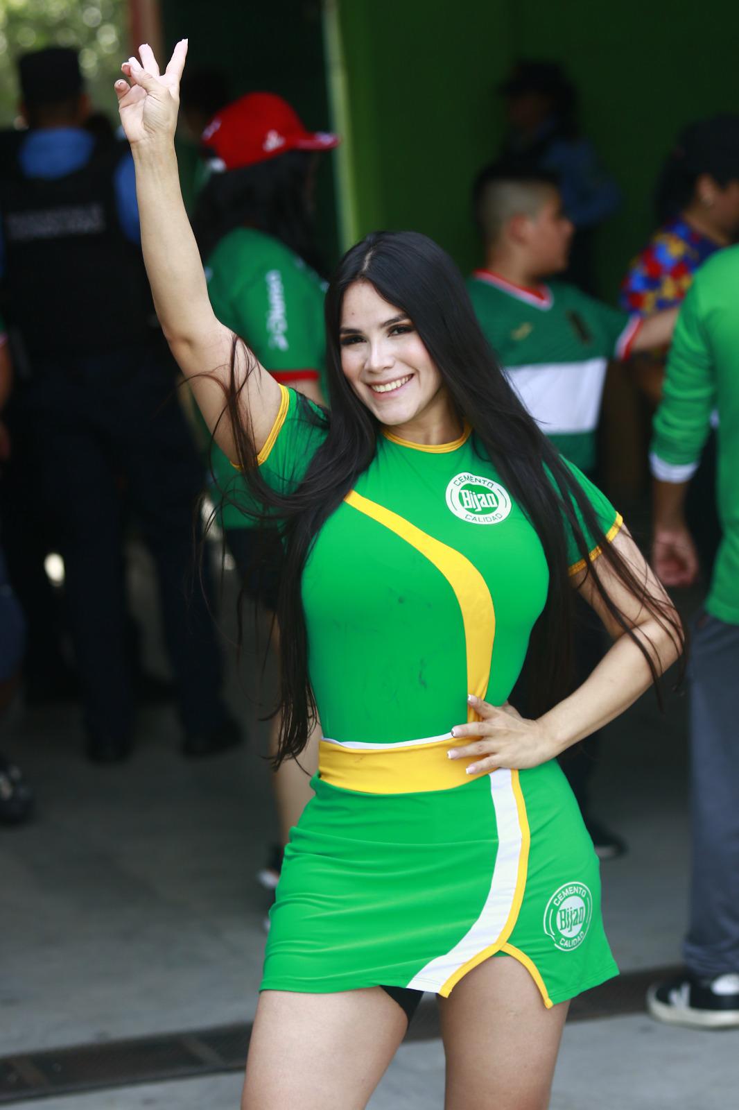 La belleza y el color que dejó la previa del derbi entre Marathón y Real España