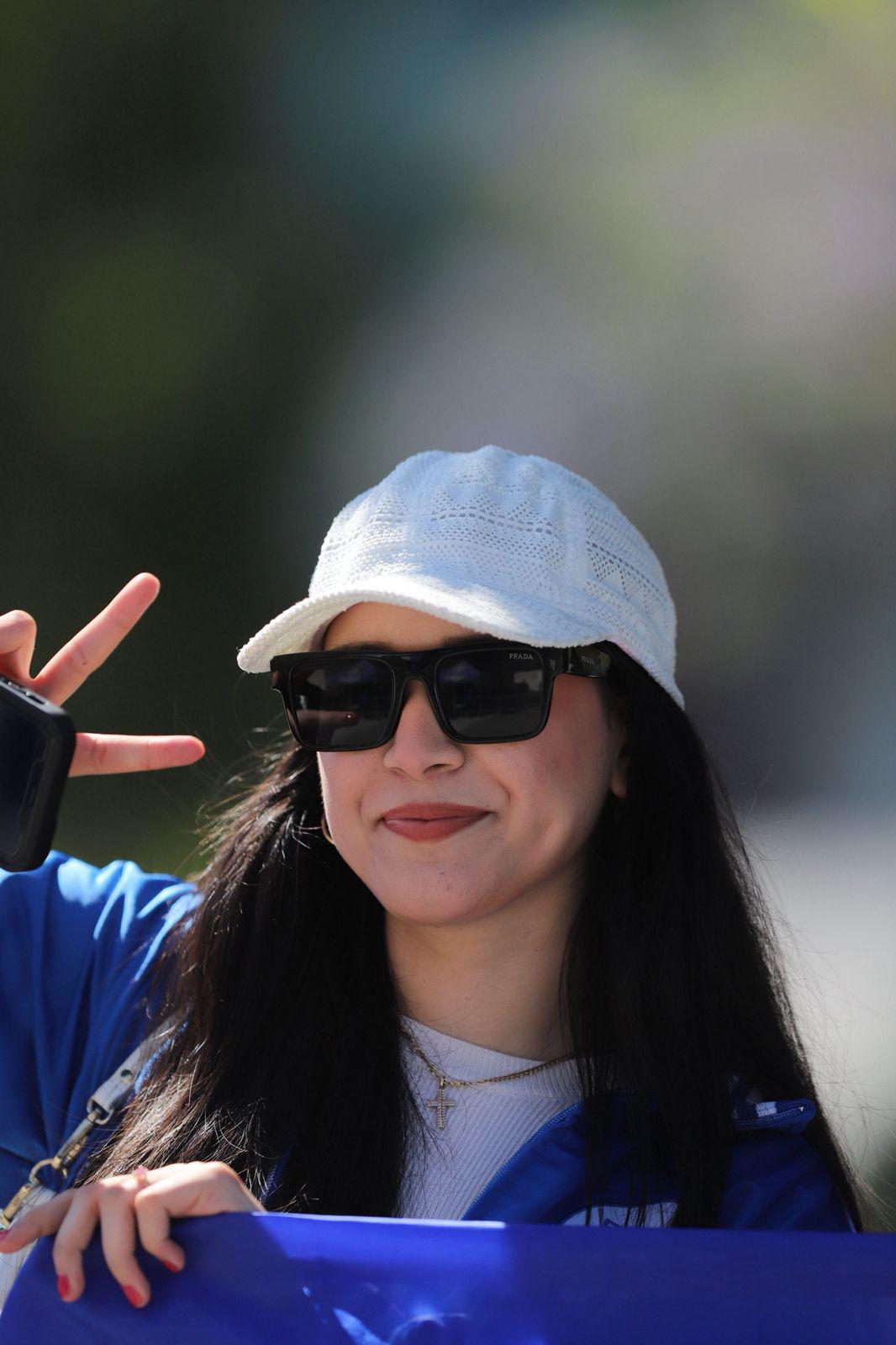 ¡Imponentes catrachas! Bellas hondureñas se hacen sentir apoyando en Copa Oro contra Curazao