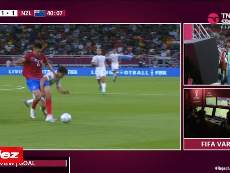 ¡Decisión correcta! El VAR anula gol a Nueva Zelanda ante Costa Rica por falta sobre Duarte (VIDEO)