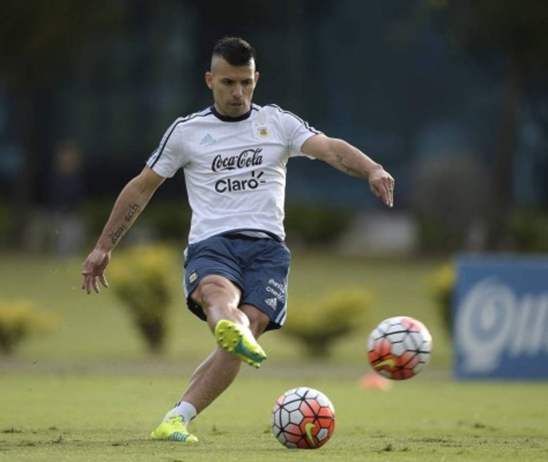 Gran ambiente en el primer entrenamiento de Argentina de cara a juegos eliminatorios