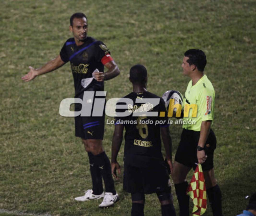 Platense y Olimpia empataron en el partido de ida de las semifinales