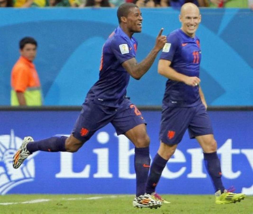 Triste adiós a Brasil. Holanda golea 3-0 y es tercer lugar del mundial .