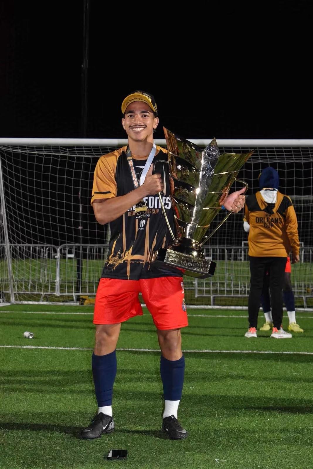 Real España busca a ex de Olimpia, Motagua lo despide y Marathón sigue fichando