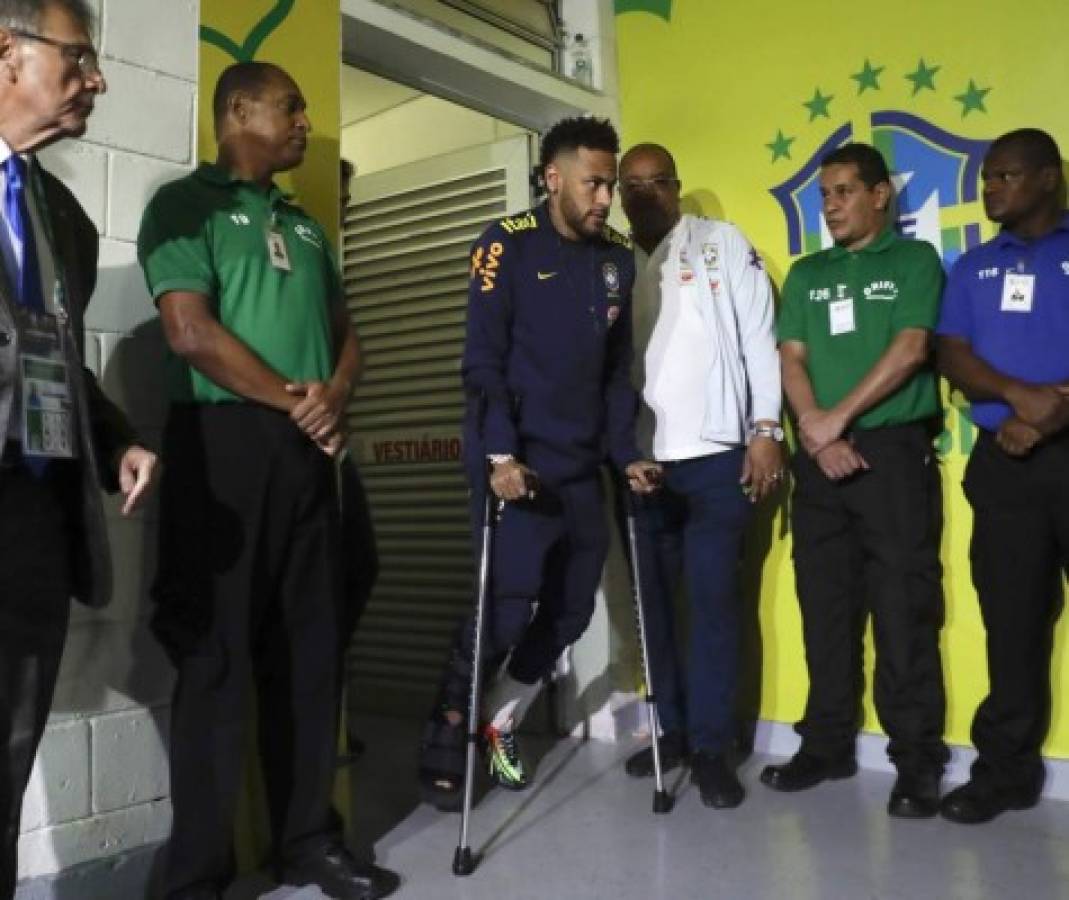 FOTOS: Así fue el drama que vivió Neymar tras su ruptura de ligamentos en el tobillo