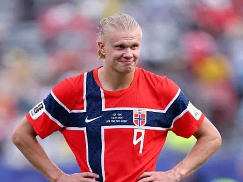 Haaland quiere vengar a su papá y dejar fuera a Inglaterra de la Copa del Mundo.
