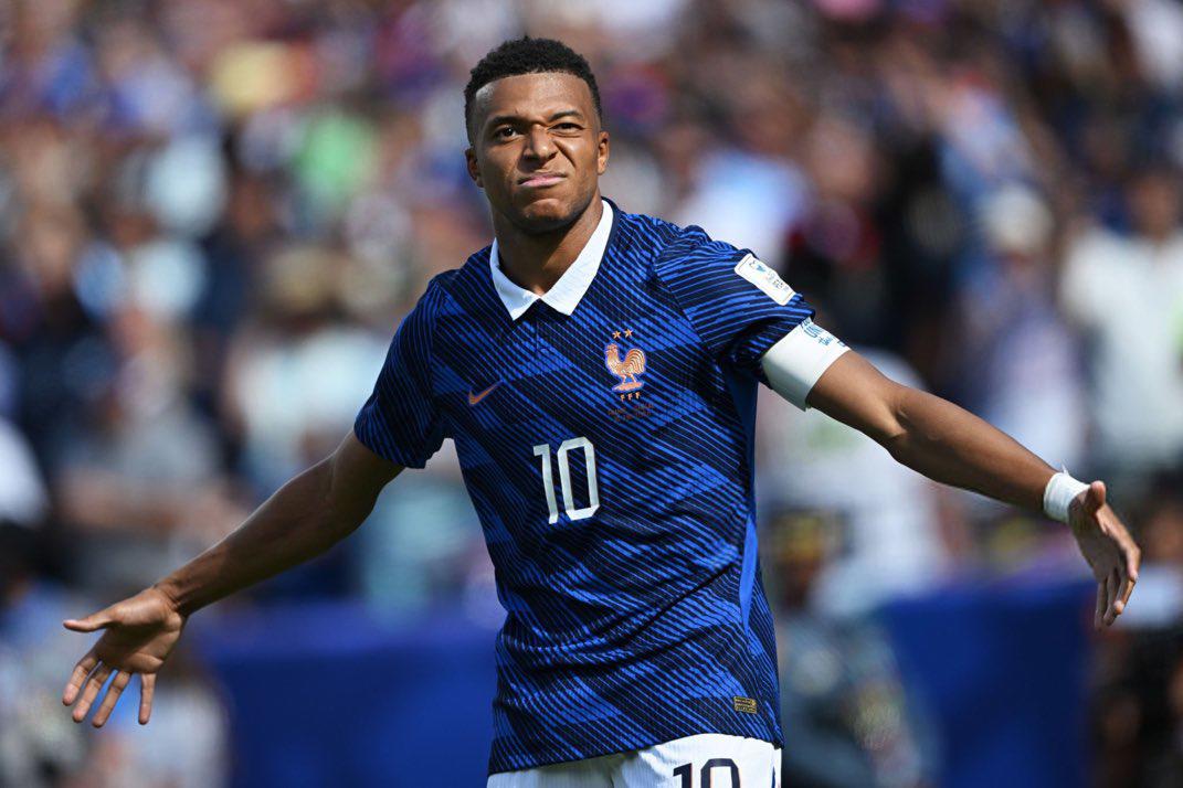 Mbappé rompe a Messi en Mundiales, la visita a Kanté y el festejo de Francia