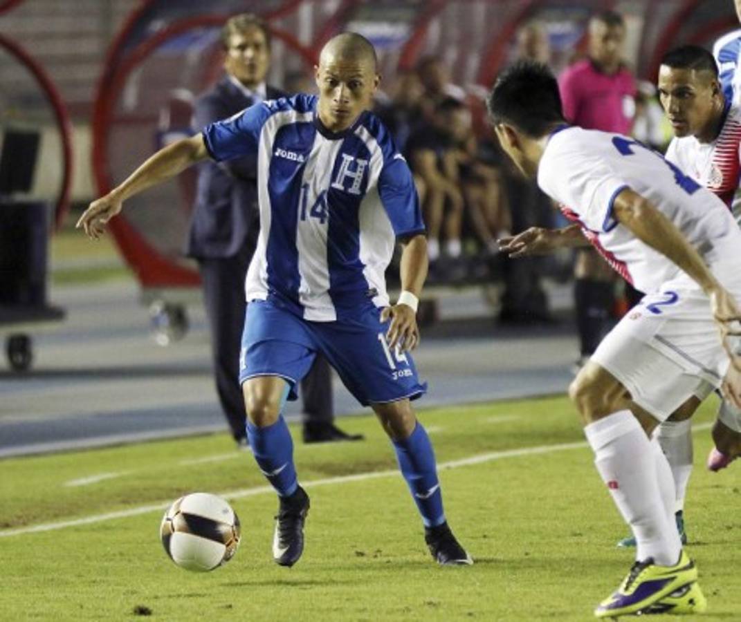 RUMORES Y FICHAJES: Olimpia confirma dos jugadores y Vida otro argentino