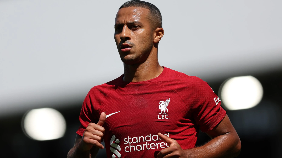 Thiago Alcántara es uno de los fichajes que Xavi le habría pedido al Barcelona.