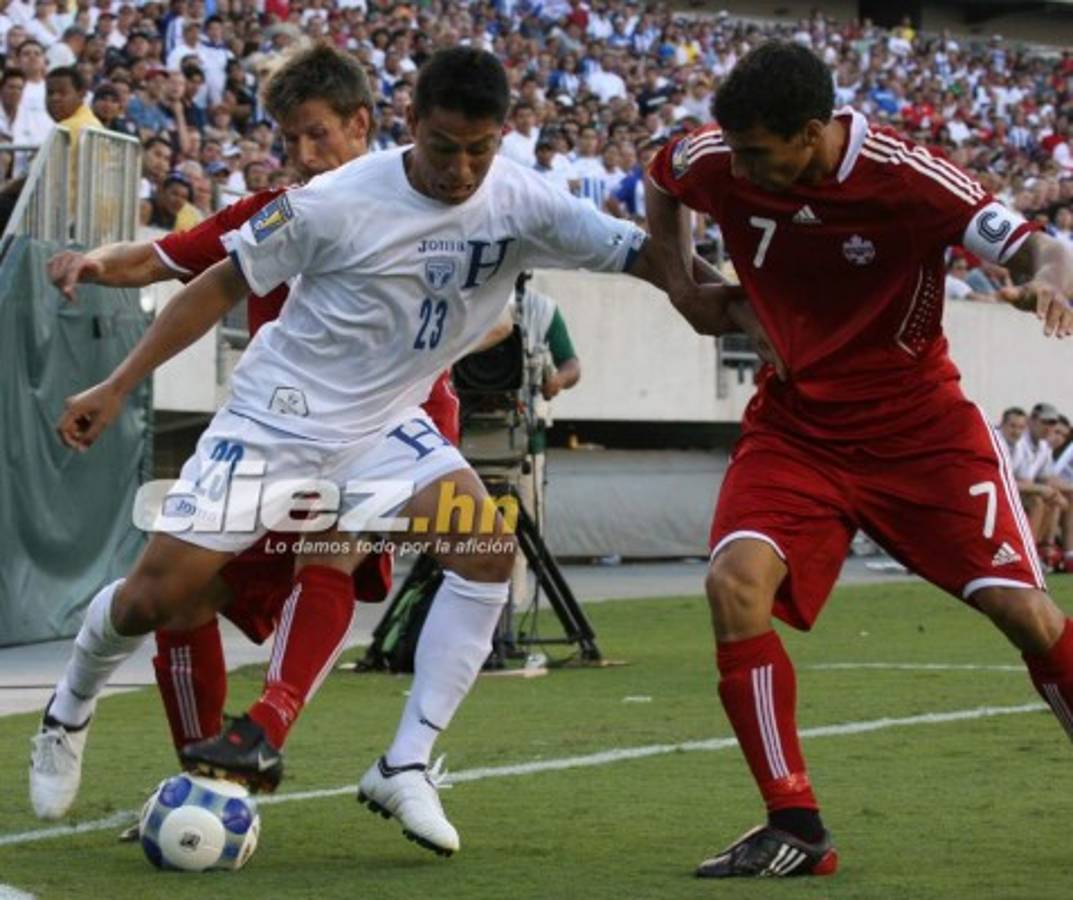 EN FOTOS: Las 20 inolvidables imágenes de Roger Espinoza con la camisa de Honduras