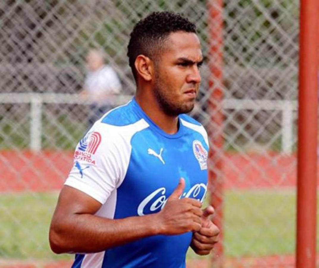 FICHAJES: Hondureño firma en Uruguay y seleccionado salvadoreño llega a Liga