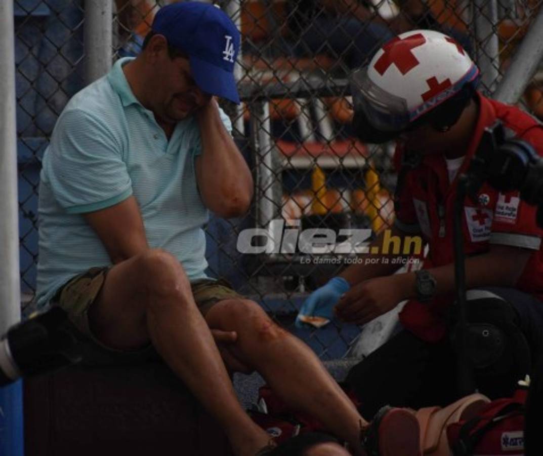 NO SE VIO EN TV: El detallazo de Bengtson con JC Espinoza y el homenaje a Adriel