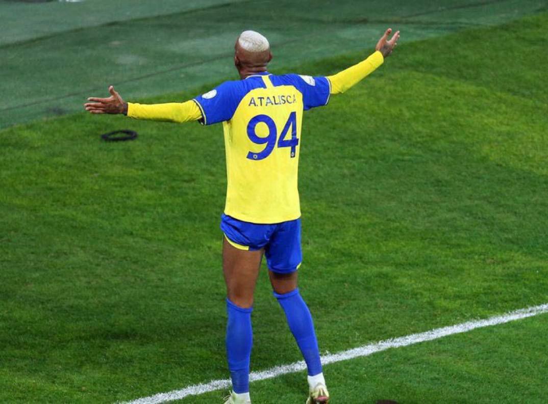 ¿Quién lo acompañaba? Así vivió Cristiano Ronaldo la victoria del Al Nassr: Su propio palco y celebró los goles