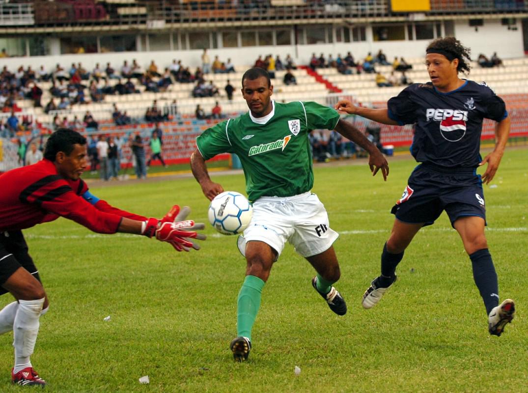 ¡20 futbolistas hondureños que quizás no los recuerdas con la camiseta de este equipo en Liga Nacional!