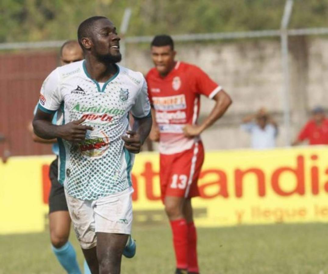 Platense: Rundell Winchester está abierto a escuchar ofertas de otros clubes