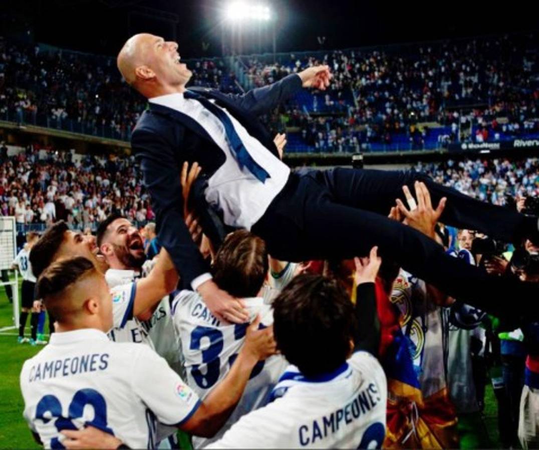 LO QUE NO SE VIO POR TV: El Real Madrid celebra y el Barcelona llora en el Camp Nou