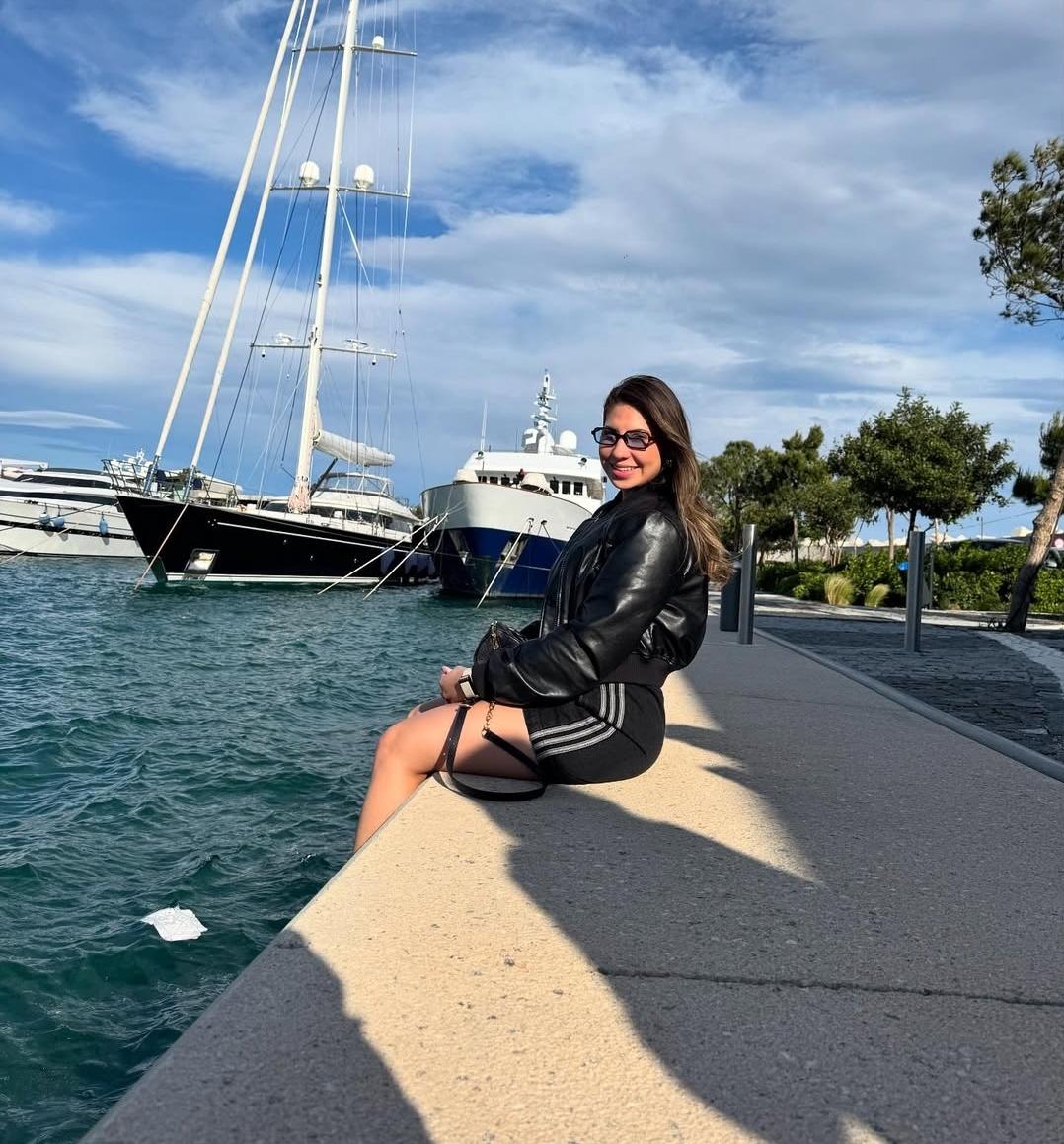 La bella esposa de Luis Palma enciende las redes en sus vacaciones en Grecia