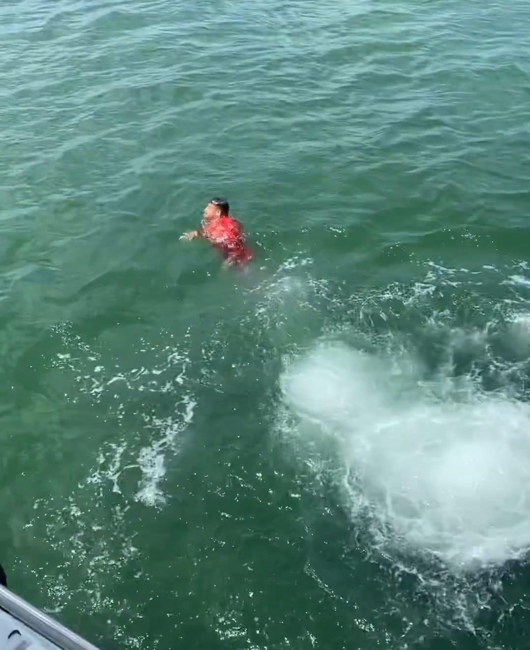 Aventura en yate, música y el gran clavado del Patón: Así se relajan los jugadores de Olimpia en su gira por Estados Unidos