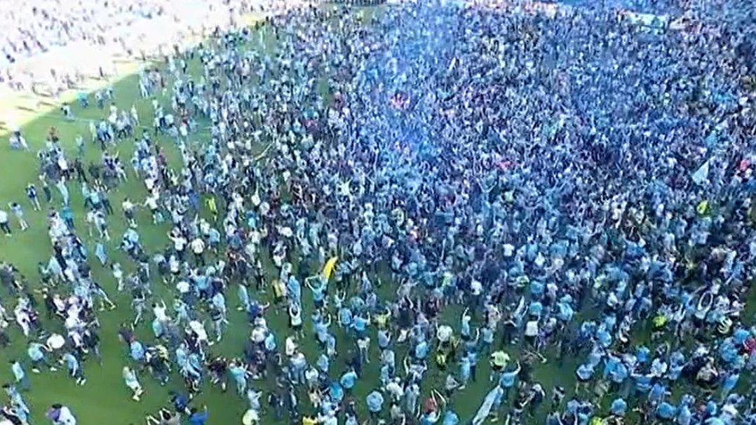 City campeón: Julián, de la mano con las hermanas de Haaland; brutal invasión y los 568 millones en la banca